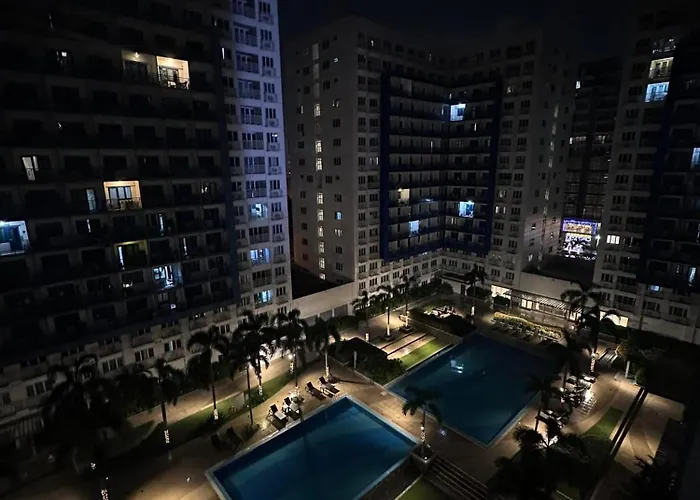 Sea Residences Tower A 9th Floor Pool View Apartment *
